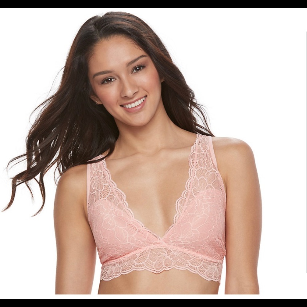 Juniors' It's Just A Kiss Lace Bralette Size S